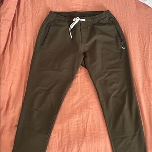 Vuori Olive Sunday Performance Jogger